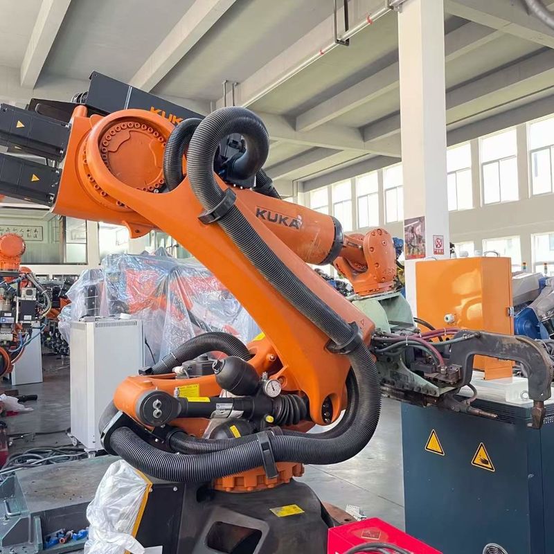 KUKA KR210 R3100 Βιομηχανικό Ρομπότ 6 Άξονων Ρομπότ Αρμα με 210kg ωφέλιμο φορτίο και 0.06mm Επαναληψιμότητα