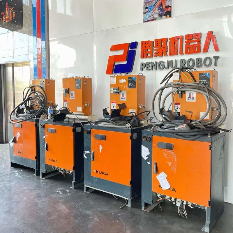 KUKA KR210 R3100 Βιομηχανικό Ρομπότ 6 Άξονων Ρομπότ Αρμα με 210kg ωφέλιμο φορτίο και 0.06mm Επαναληψιμότητα