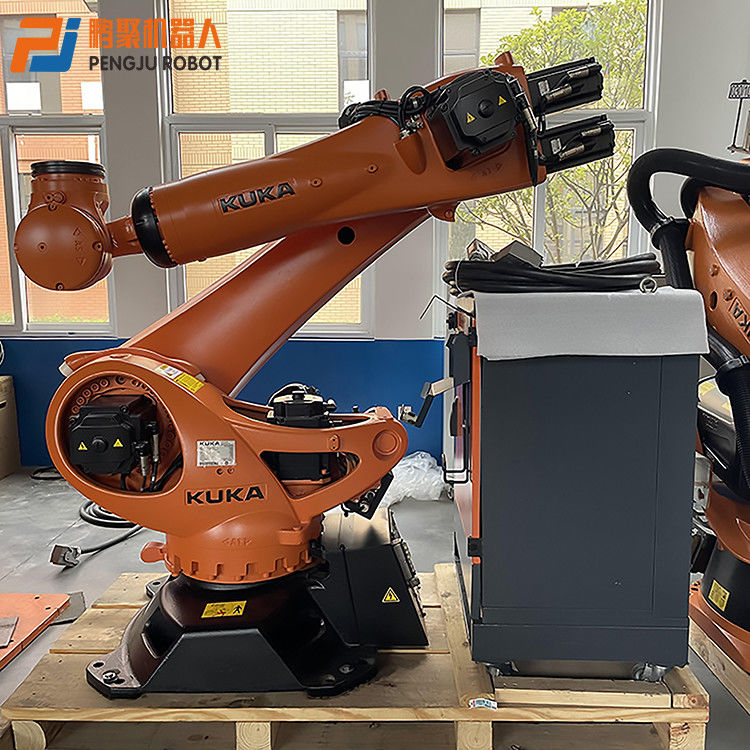 KUKA KR210 R2700 KRC4 Ζυθοποιία τόξου, Ζυθοποιία σημείων, Τύλιση με πιεστήρια, Παλετιστοποίηση, Φορτώσεις και εκφόρτωση εξαρτημάτων, Κόψιμο
