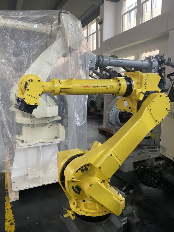 Χρησιμοποιημένο ρομπότ μ-710iC/70 6 FANUC άξονες για την επίγεια εγκατάσταση