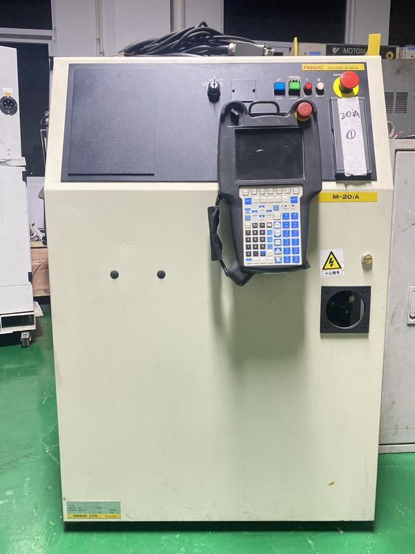 Fanuc 20iA ±0.07mm Επαναλαμβανόμενο ρομπότ συγκόλλησης τόξου 20KG ωφέλιμο φορτίο 1811 mm Περιοχή για επεξεργασία χειρισμού και μετρήσεων μερών