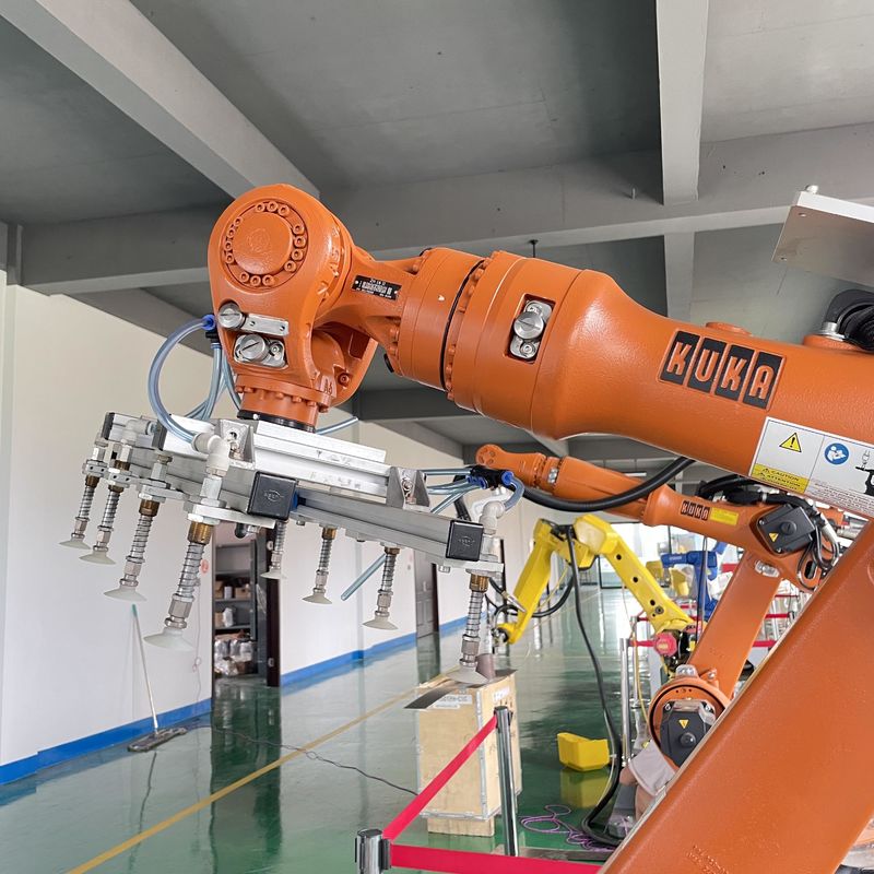 16 kg Kuka χρησιμοποιημένα ρομπότ με βαθμολογία ασφάλειας IP65, ρομπότ χειρισμού υλικών, ρομπότ συγκόλλησης MIG