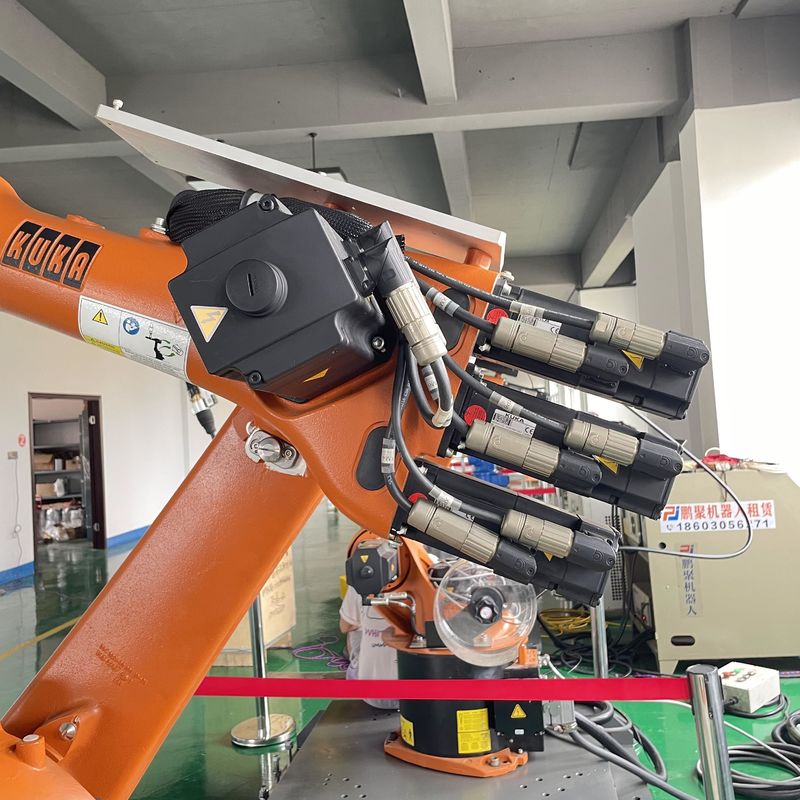 16 kg Kuka χρησιμοποιημένα ρομπότ με βαθμολογία ασφάλειας IP65, ρομπότ χειρισμού υλικών, ρομπότ συγκόλλησης MIG