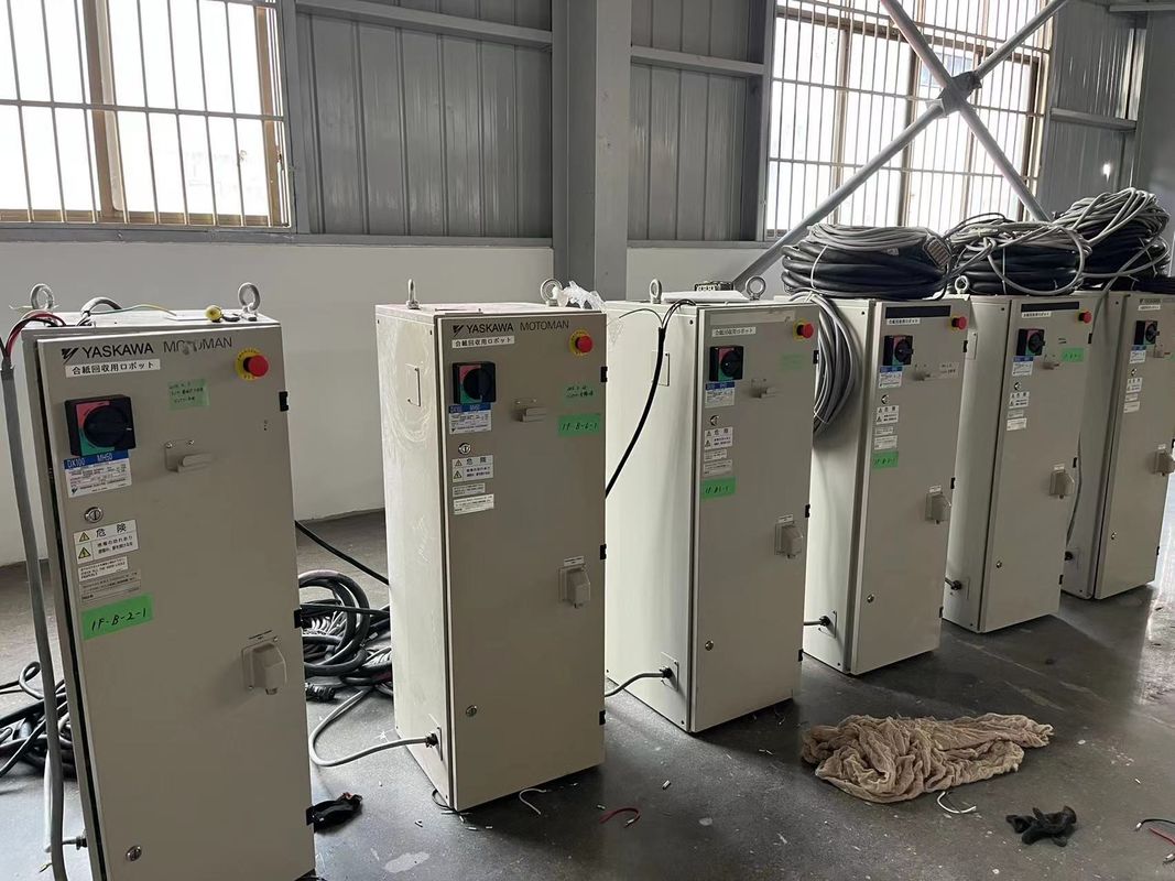 MH50 Χρησιμοποιούμενα ρομπότ YASKAWA ±0.07mm Επαναλαμβανόμενη ικανότητα για την αφαίρεση και την κοπή υλικών