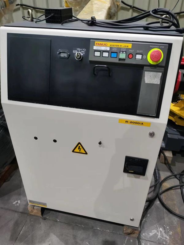 R-2000iA/165F Μηχανή συγκόλλησης πύλης έλξης για τη μεταφορά συσκευασίας