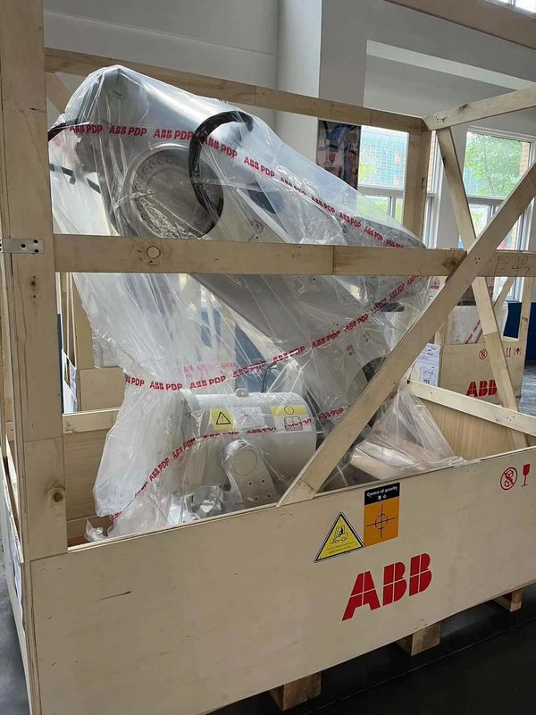 ΝΕΟ IRB 6700-150/3.20 150kg ωφέλιμο φορτίο με 3,20m εμβέλεια, έλξη τόξου, συναρμολόγηση, φόρτωση και εκφόρτωση των εξαρτημάτων, εκπαίδευση