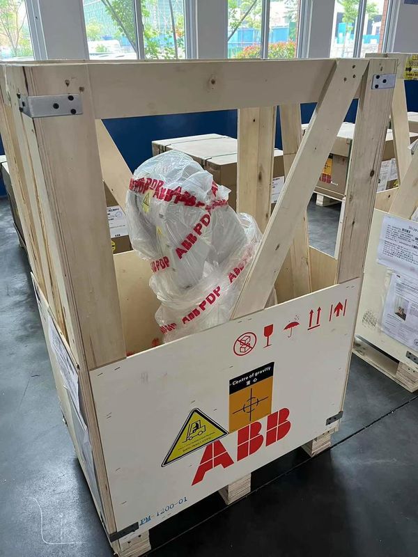 Νέα ABB IRB 1200 (5/0.9),5kg ωφέλιμο φορτίο, IRB 1200-7/0.7,Επεξεργασία εξαρτημάτων,Λάμψη,Μέτρηση,Εγκατάσταση εξαρτημάτων