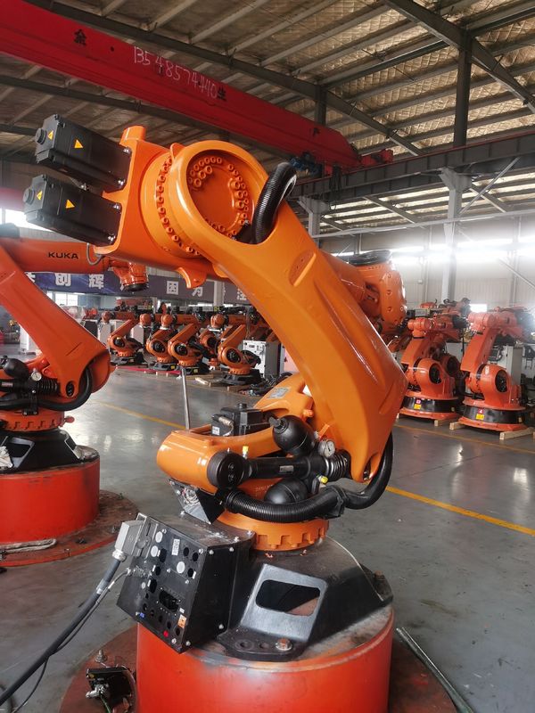 KUKA KR240 R2700 Prime KRC4 Ελεγκτής 6-άξονων Ρομπότ Παλετισμού Ο τέλειος συνδυασμός 2700mm φτάνει το 240kg ωφέλιμο φορτίο