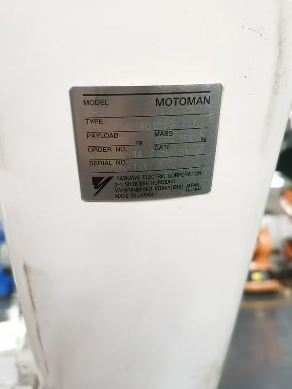 2061mm Reach CR50 XRC 50kg Πληροφοριακό φορτίο Motoman Arc Welding Robot για την προετοιμασία και φόρτωση / εκφόρτωση εξαρτημάτων
