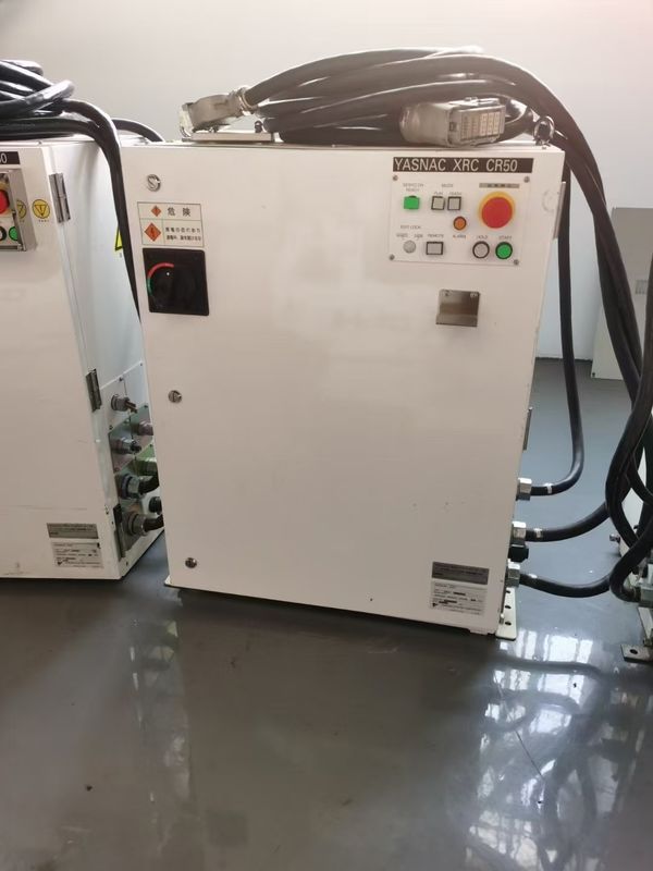 2061mm Reach CR50 XRC 50kg Πληροφοριακό φορτίο Motoman Arc Welding Robot για την προετοιμασία και φόρτωση / εκφόρτωση εξαρτημάτων