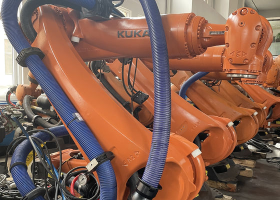 Ακριβές KUKA KR210 R2900 Βιομηχανικό Ρομπότ 210 kg ωφέλιμο φορτίο και 2900mm εμβέλεια για την κοπή φορτίο και χειρισμό υλικών