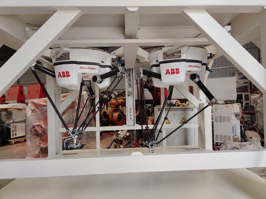 Ρομπότ IRB 360 ABB για την ταξινομώντας συσκευασία επιλογής