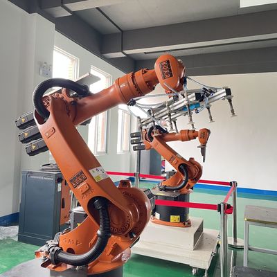 1611mm Reach Palletizing Robot Εφοδιασμός αυτοματισμού στο πάτωμα, ρομπότ συγκόλλησης με πυρήνα ρεύματος, ρομπότ φόρτωσης μηχανών