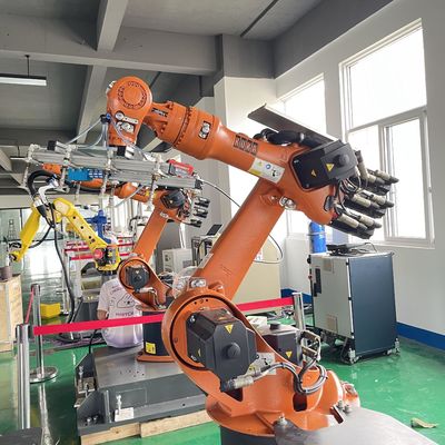 16 kg Kuka χρησιμοποιημένα ρομπότ με βαθμολογία ασφάλειας IP65, ρομπότ χειρισμού υλικών, ρομπότ συγκόλλησης MIG