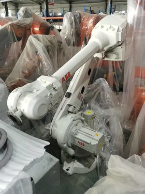 Χρησιμοποιούμενα ρομπότ ABB 6 άξονων Ρομποτικό βραχίονα IRB 4600-40/2.55 με εμβέλεια 2550 mm και χωρητικότητα ωφέλιμου φορτίου 40 kg για συγκόλληση συναρμολόγησης, διανομή και στροφή μηχανών
